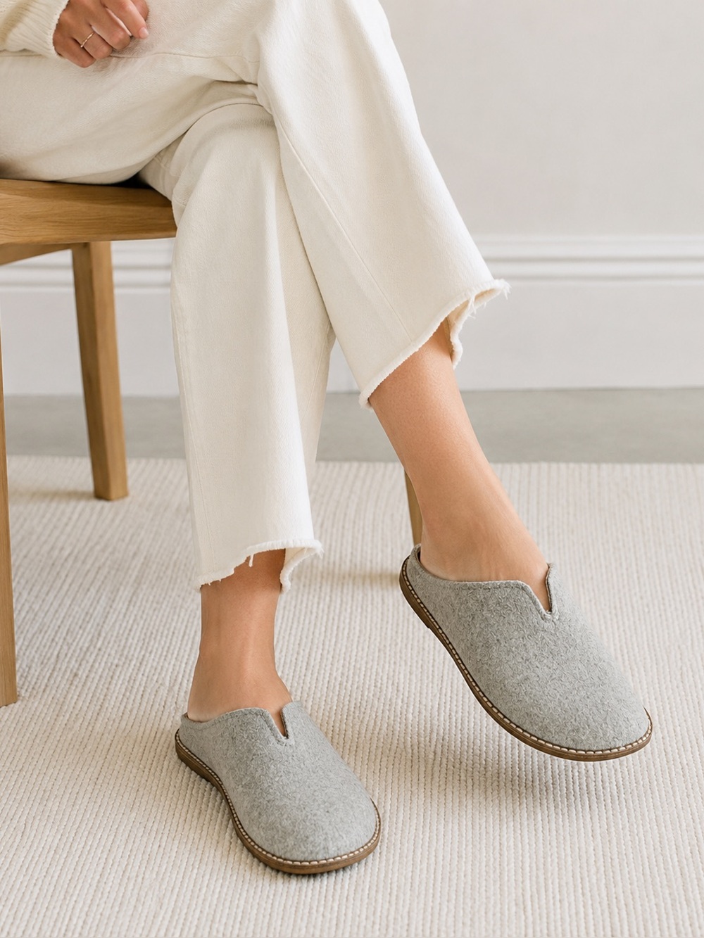 Lucky Brand Grey Felt Wool Blend Mules | size 6
